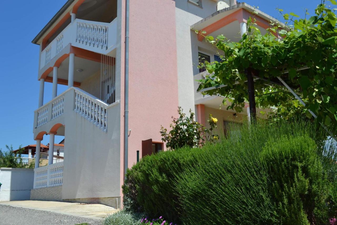 Apartman Basic Pula Exterior foto